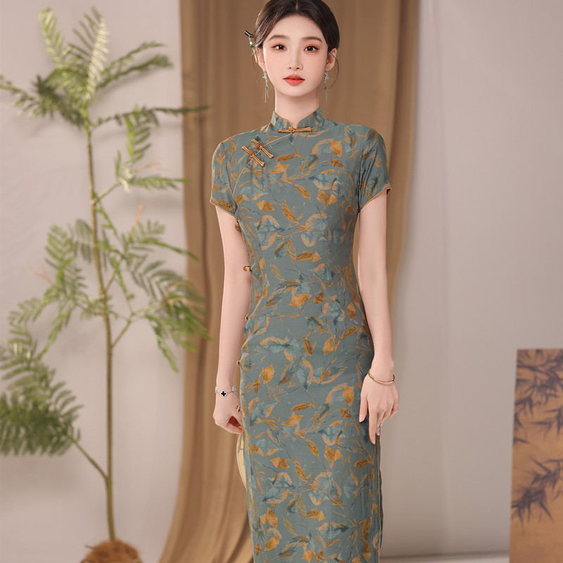 39562 new traditonal dress silk cheongsam