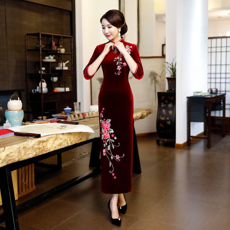22110105 Mother Canary Cheongsam Dress