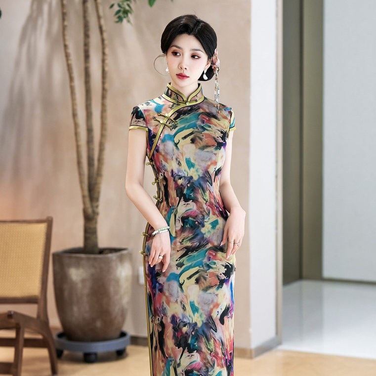 C5622 Chinese Traditional Qipao Silk Classical Cheongsam