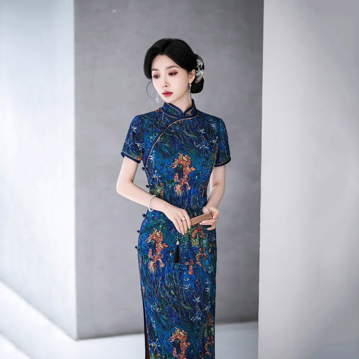 C5694 Chinese Style Qipao Dress Classical Cheongsam