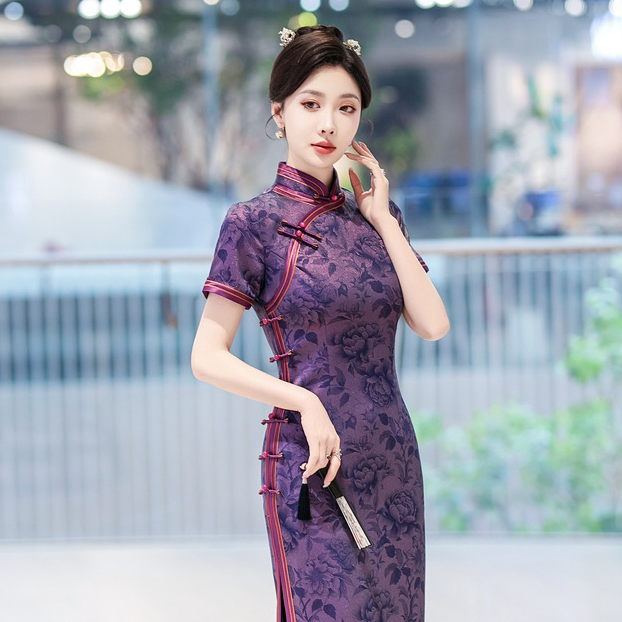 C5563 Classical Silk Cheongsam Dress