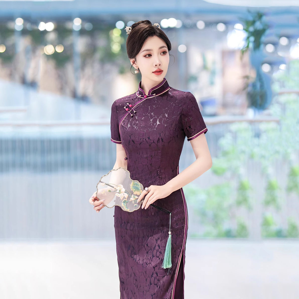 C5562 Chinese Traditional Qipao Silk Classical Cheongsam