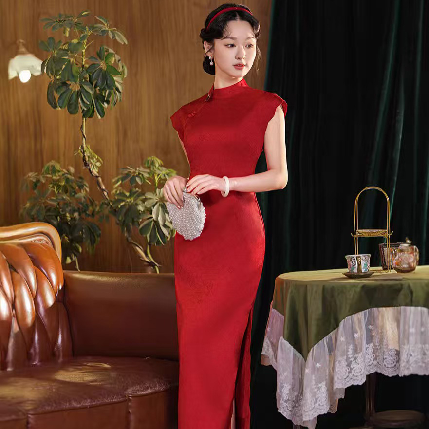 1305 Red Qipao dress