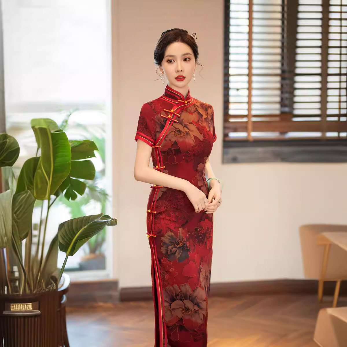 8336 chinese traditonal dress silk cheongsam