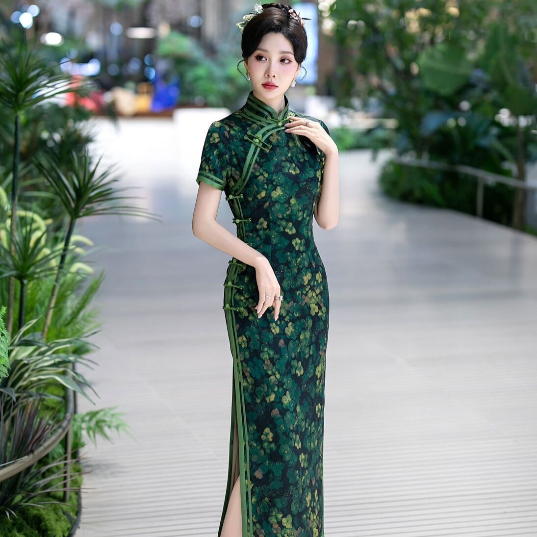 5656 green cheongsam